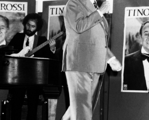 1981.11.08GalaTroyesTinoRossi-16