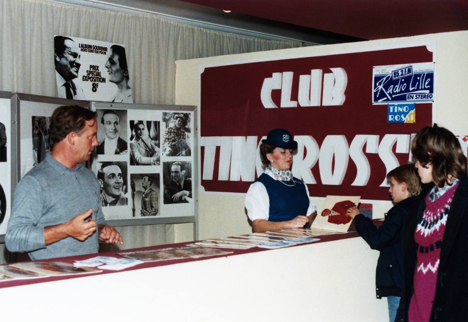 1984.11FoireDeLilleStandClubTinoRossiNum002
