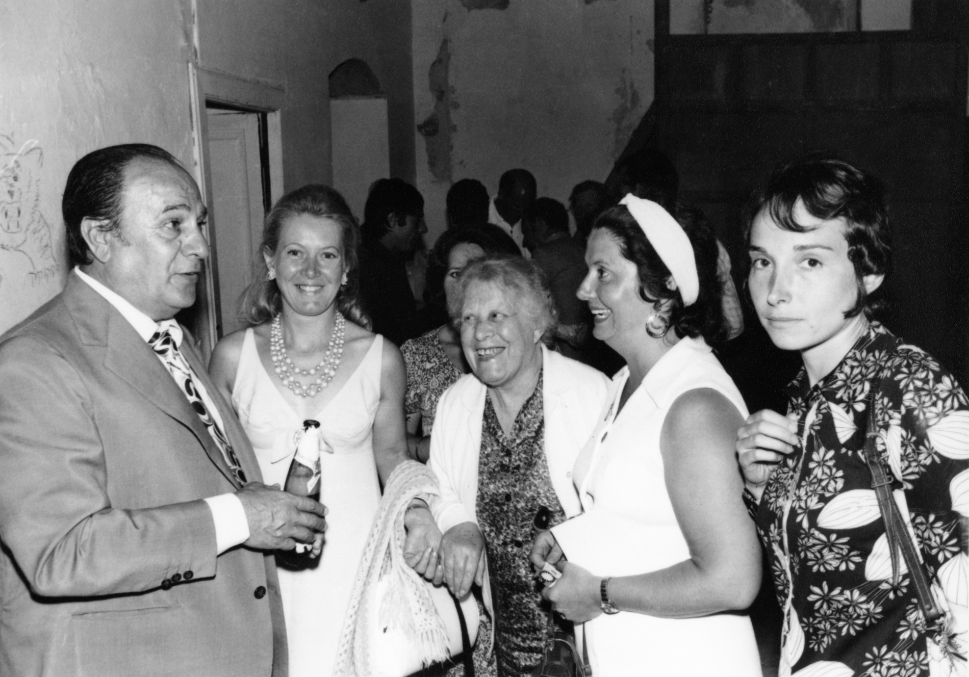 1971.08.14InaugurationSquareTinoRossiIleRousseAfterNum001