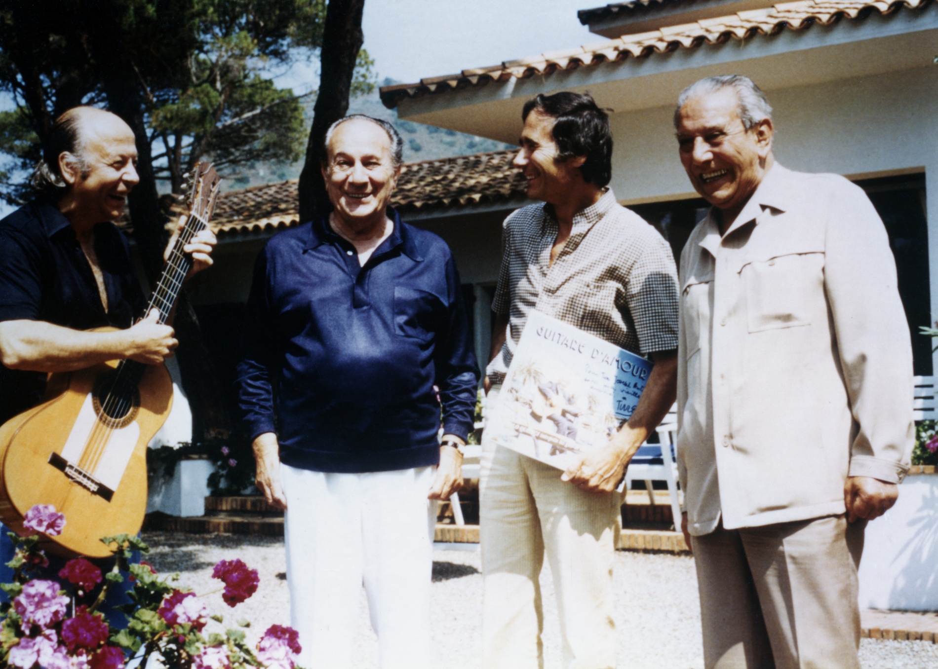 1980.07.19TinoRossiAuScudoAvecPauloEtPierreQuiliciEtMonsieurAntona
