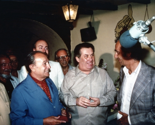 1980.07.30TinoRossiCabaretAuSonDesGuitaresAjaccio005
