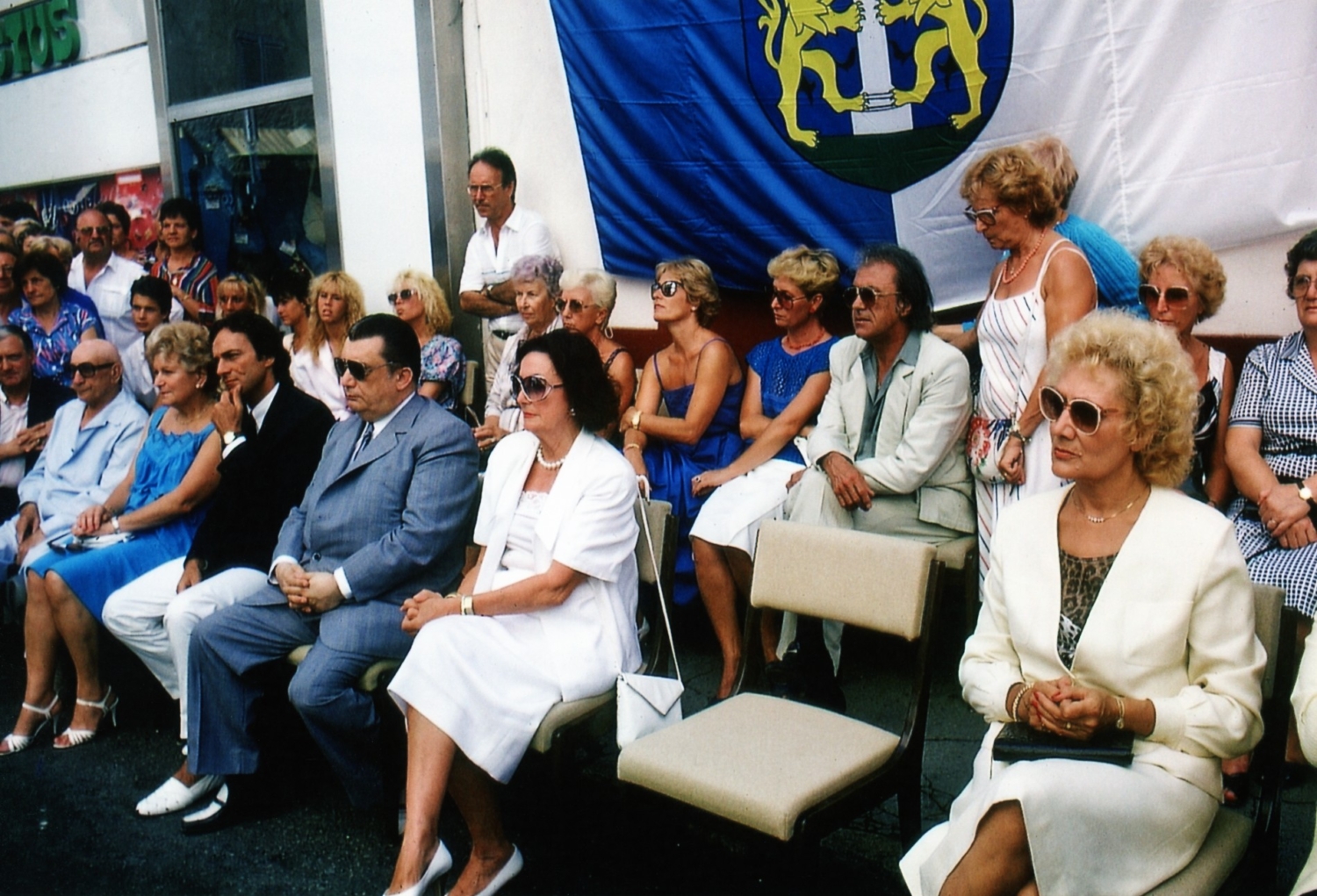 1985.08.03InaugPlaqueMaisonNataleTinoRossiS1Num002