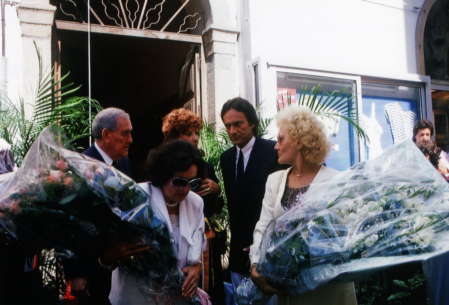 1985.08.03InaugPlaqueMaisonNataleTinoRossiS1Num008