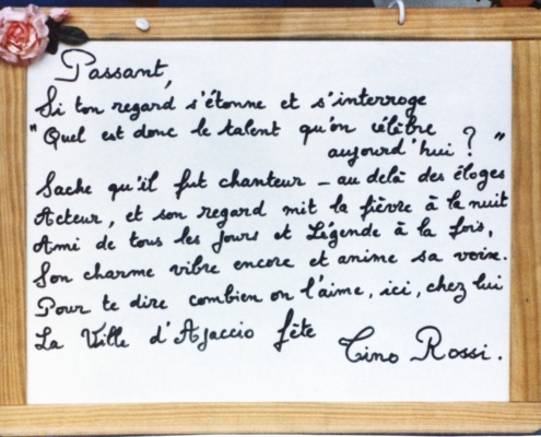 1985.08.03InaugPlaqueMaisonNataleTinoRossiS1Num010
