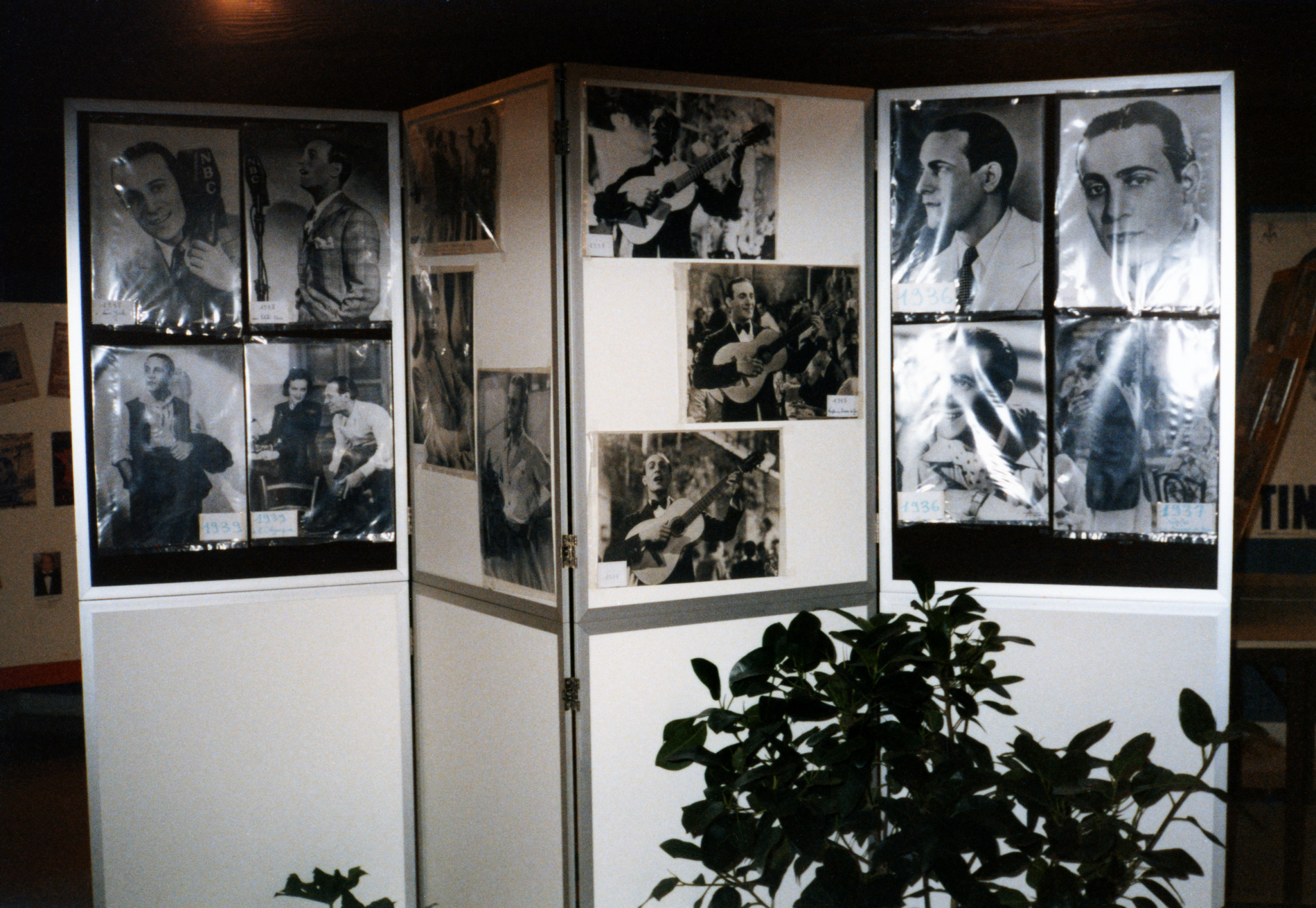 1986.03.23GenlisExpositionTinoRossiNum14