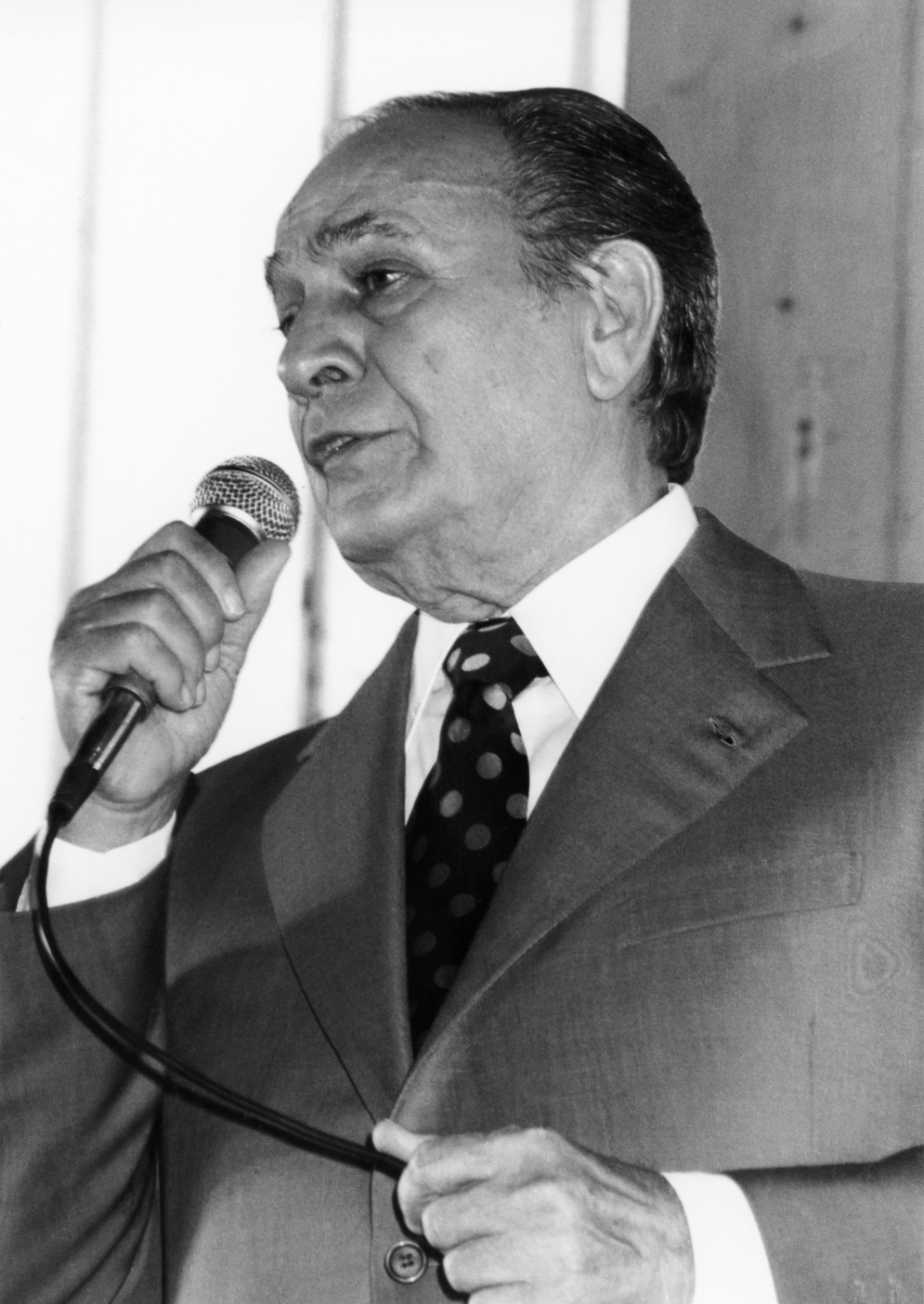 1981.11.08GalaTroyesTinoRossi-12