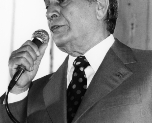 1981.11.08GalaTroyesTinoRossi-12
