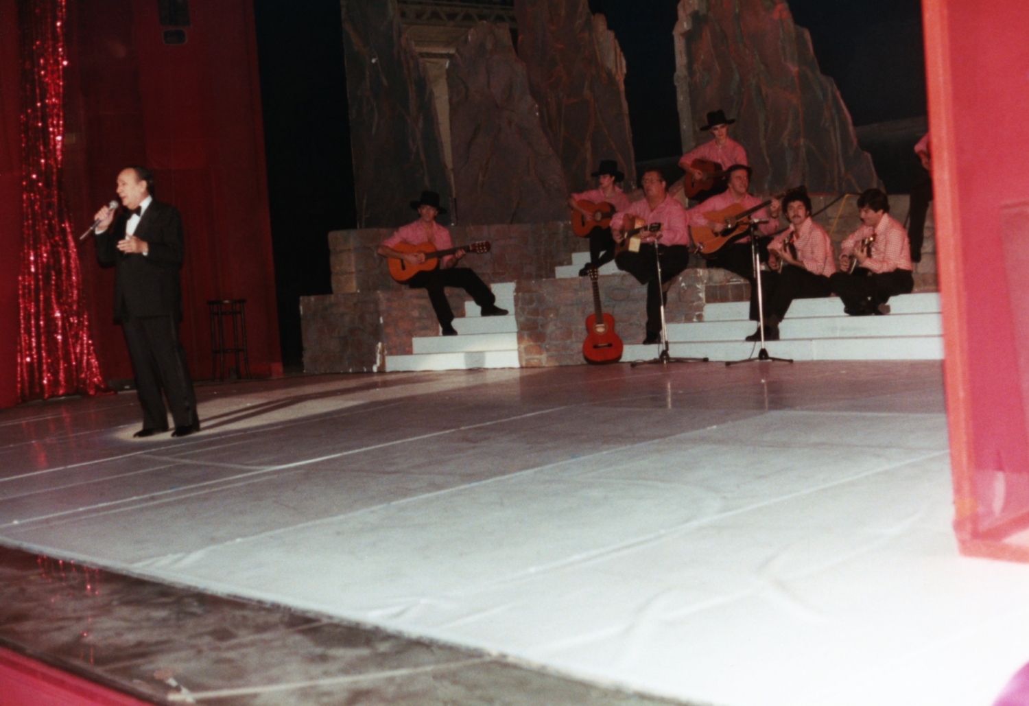 1983.01.02CDPbazTableau1n005