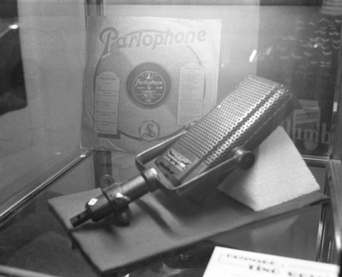 1984.11FoireDeLilleExpositionTinoRossiSerieANum015