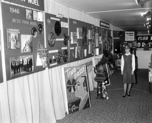 1984.11FoireDeLilleExpositionTinoRossiSerieBNum010