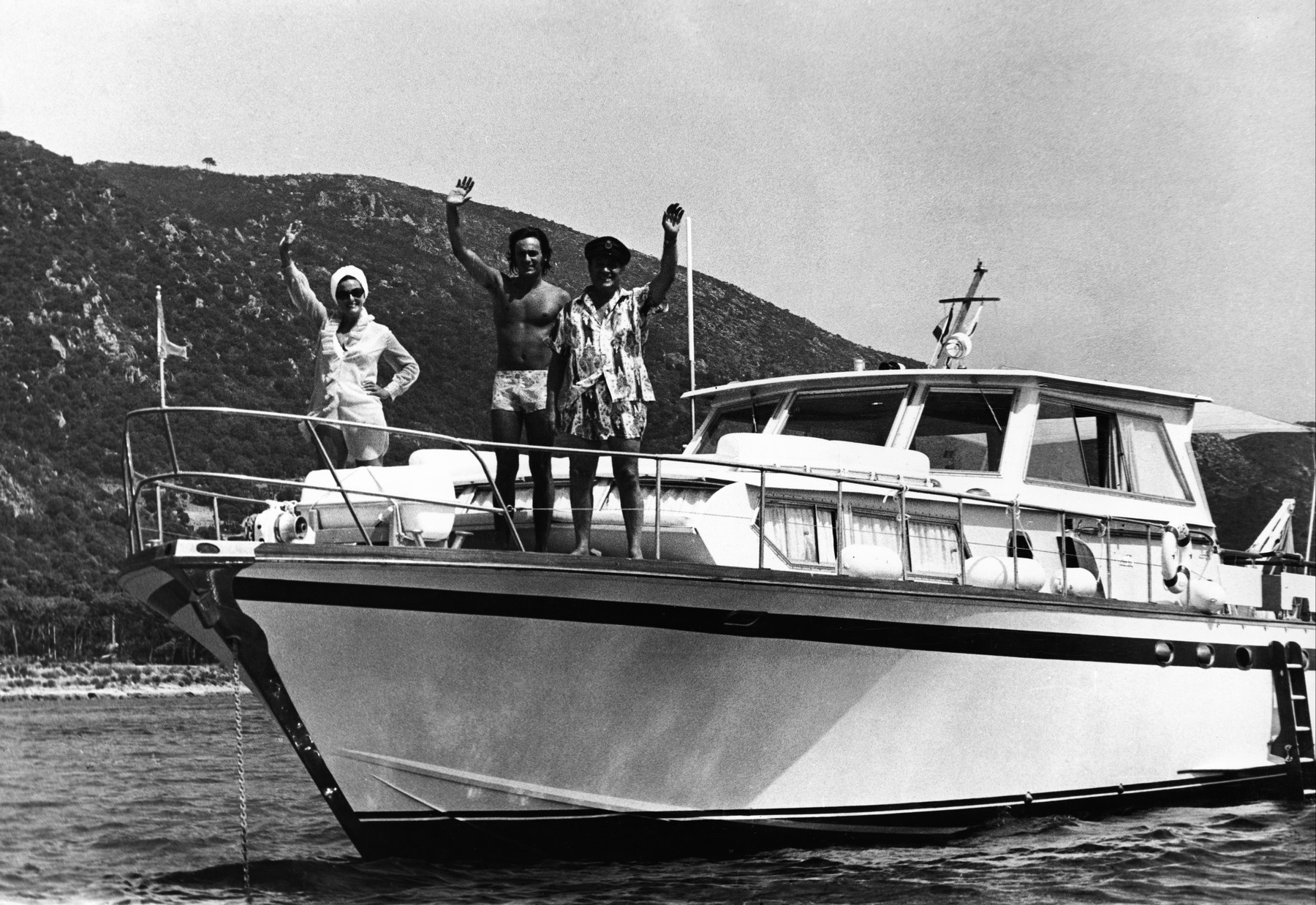 1970.09.17TinoRossiLiliaEtLaurentSurLeTilipou01