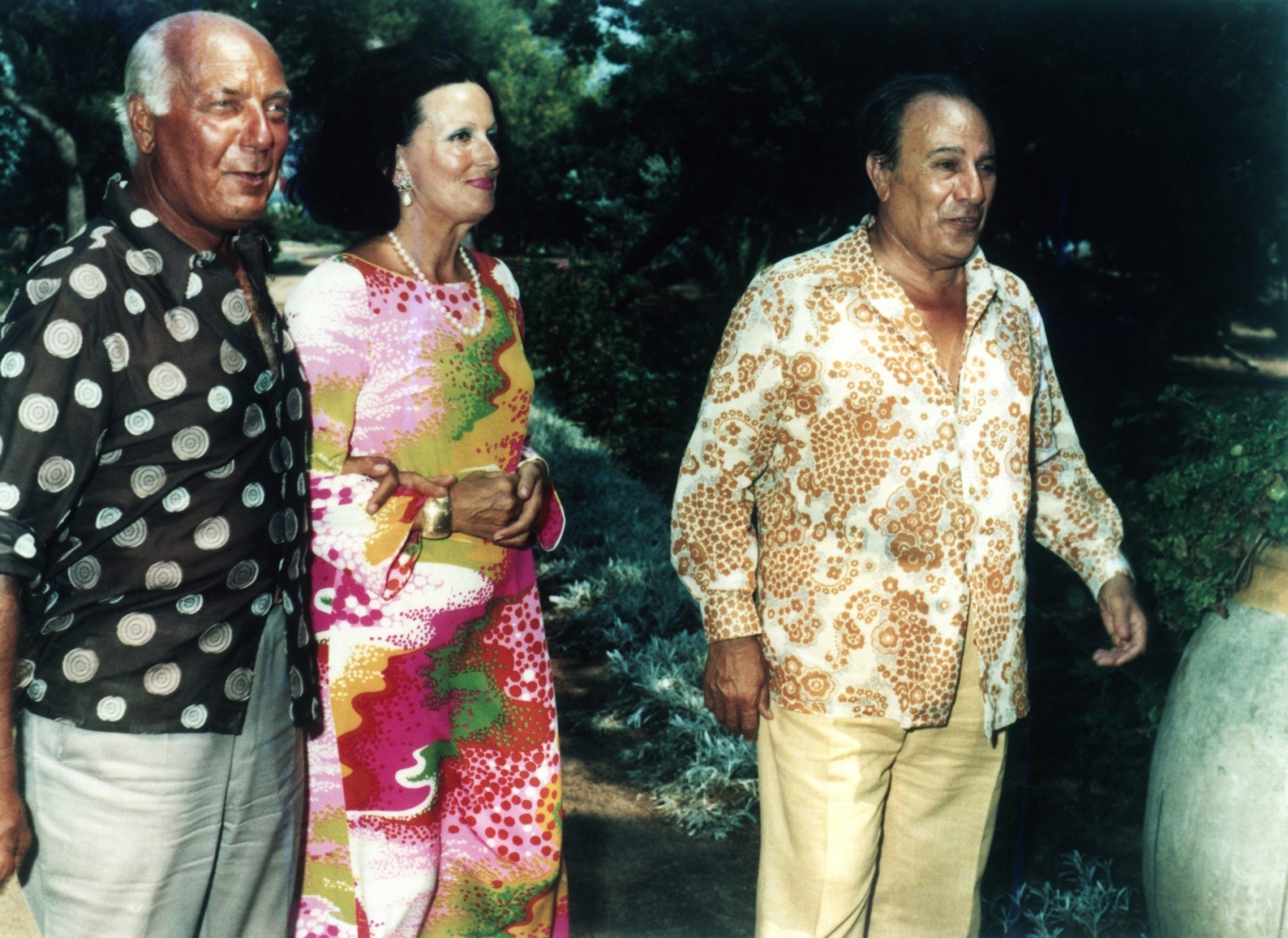 1973.08.14TinoRossiPhotoDiapoNum-03-AperitifScudoAjaccio