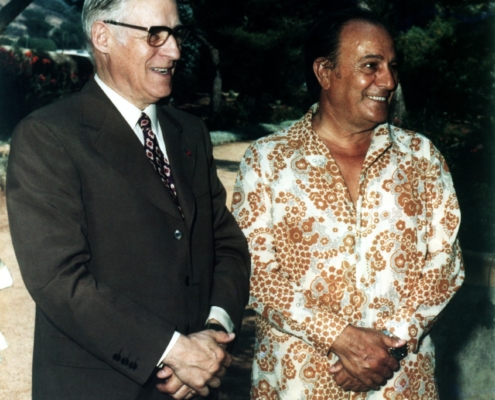 1973.08.14TinoRossiPhotoDiapoNum-07-AperitifScudoAjaccio
